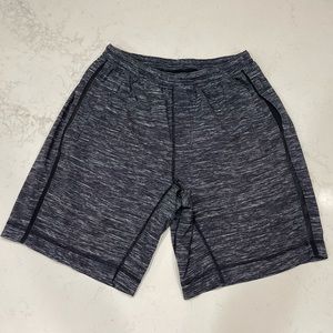 Lululemon pace breaker shorts
